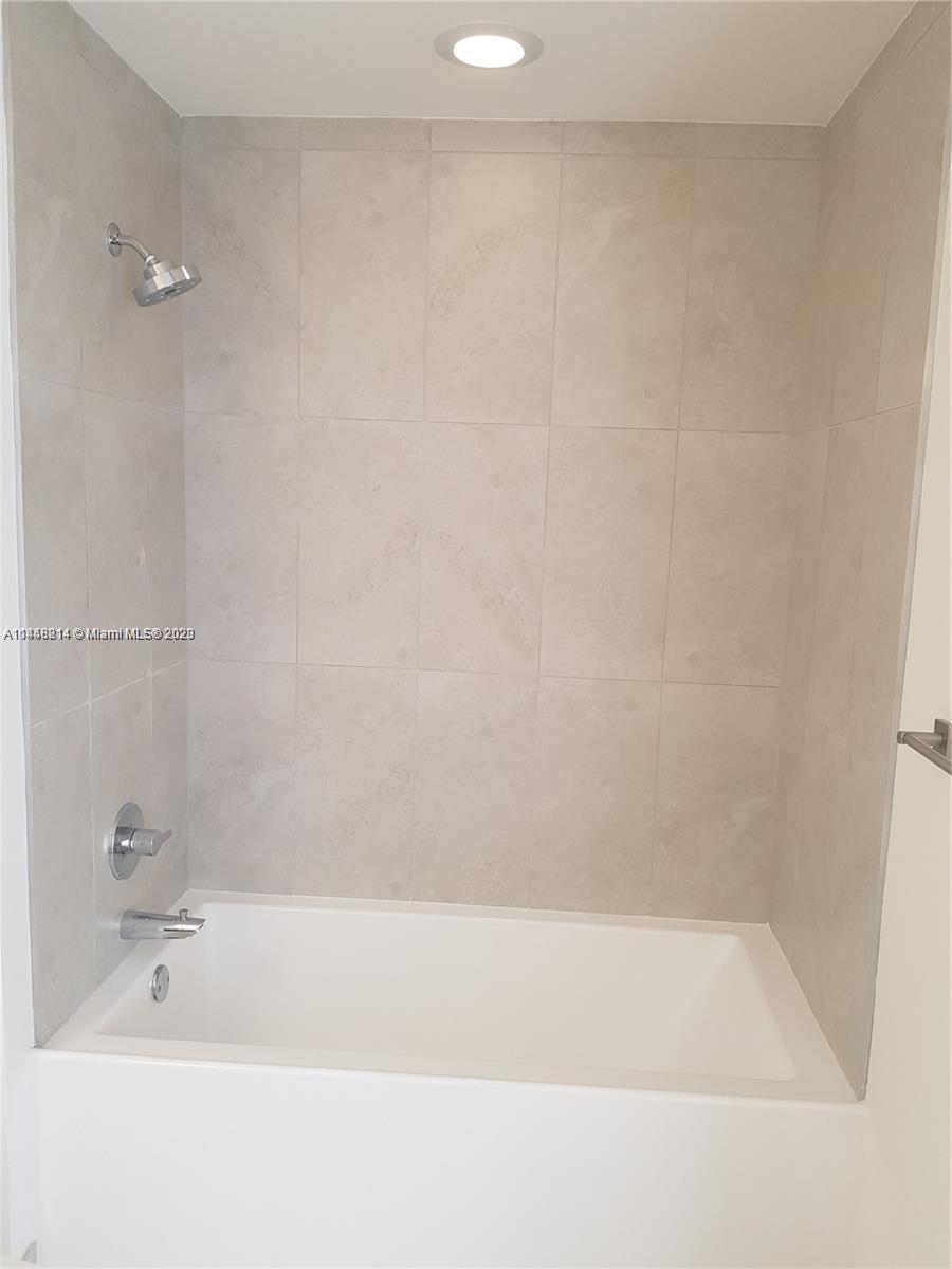 5350 PARK CONDO - Residential Lease
