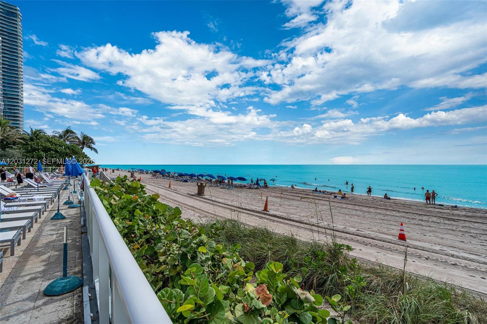 THE AVENTURA BEACH CLUB C - Residential