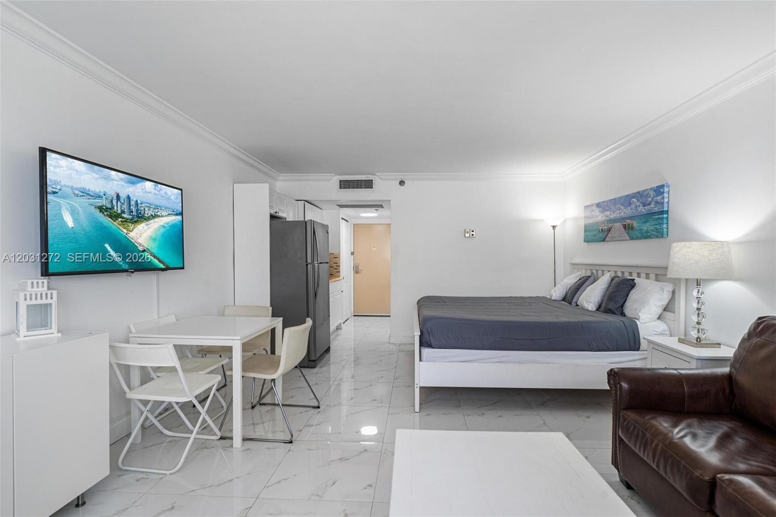 THE AVENTURA BEACH CLUB C - Residential