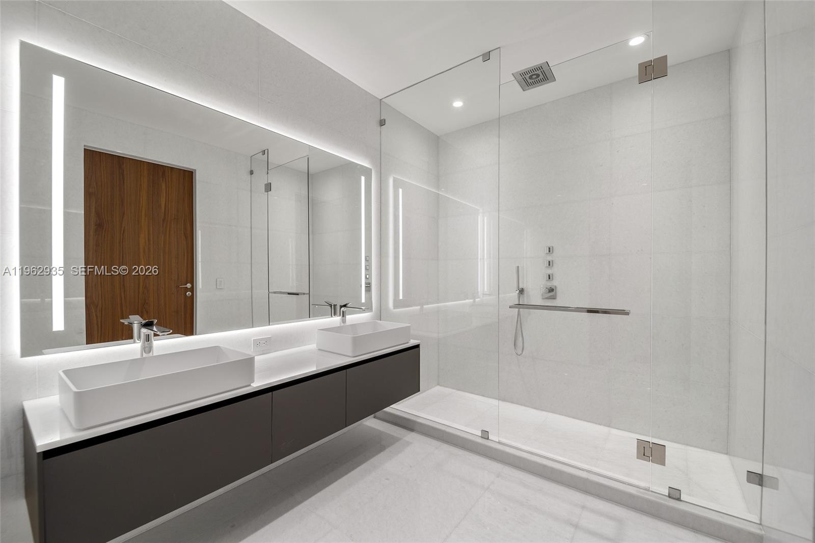 Vita at Grove Isle - Residential