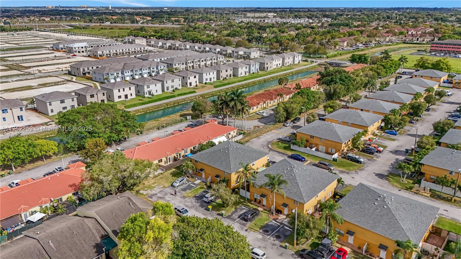 SEAGRAPE VILLAGE CONDO - Residential