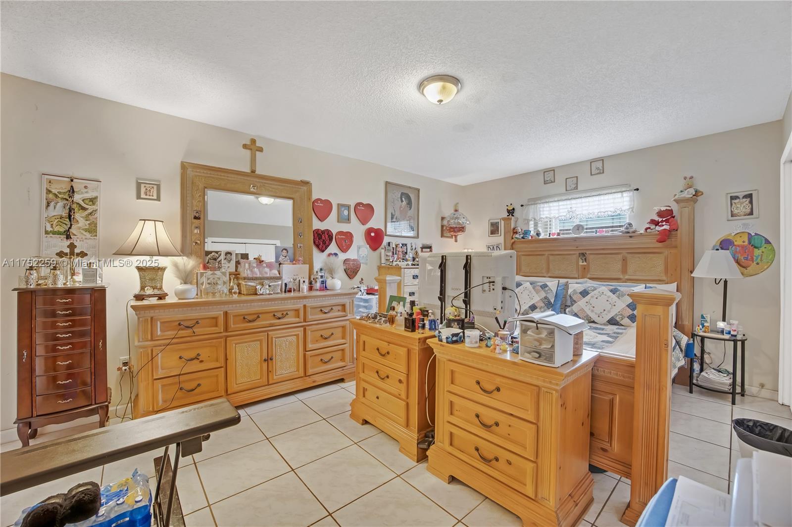 SEAGRAPE VILLAGE CONDO - Residential