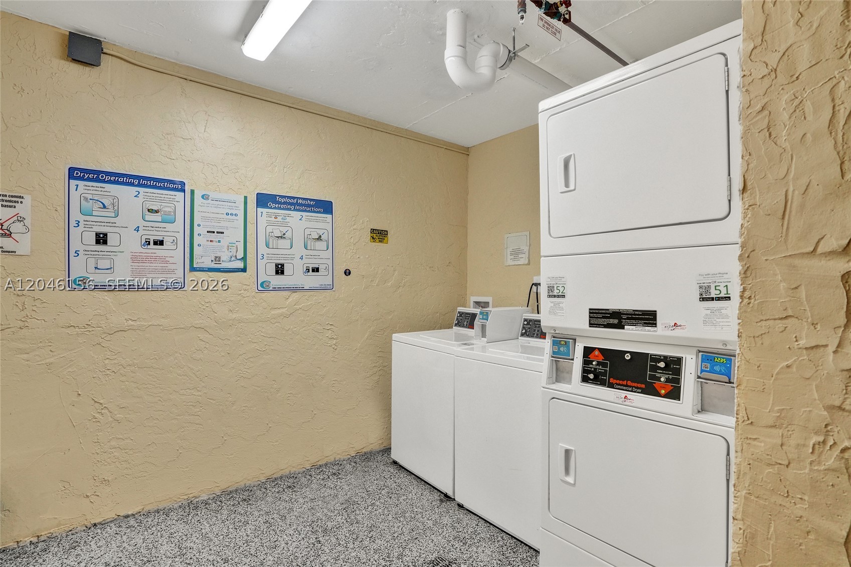 LAS ESTRELLAS CONDO - Residential