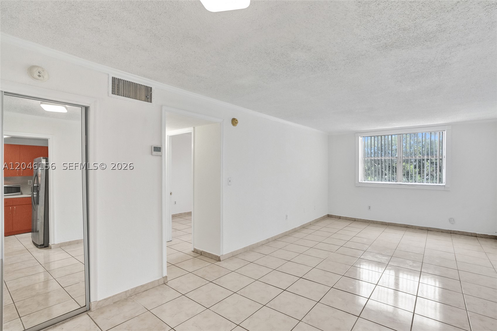 LAS ESTRELLAS CONDO - Residential