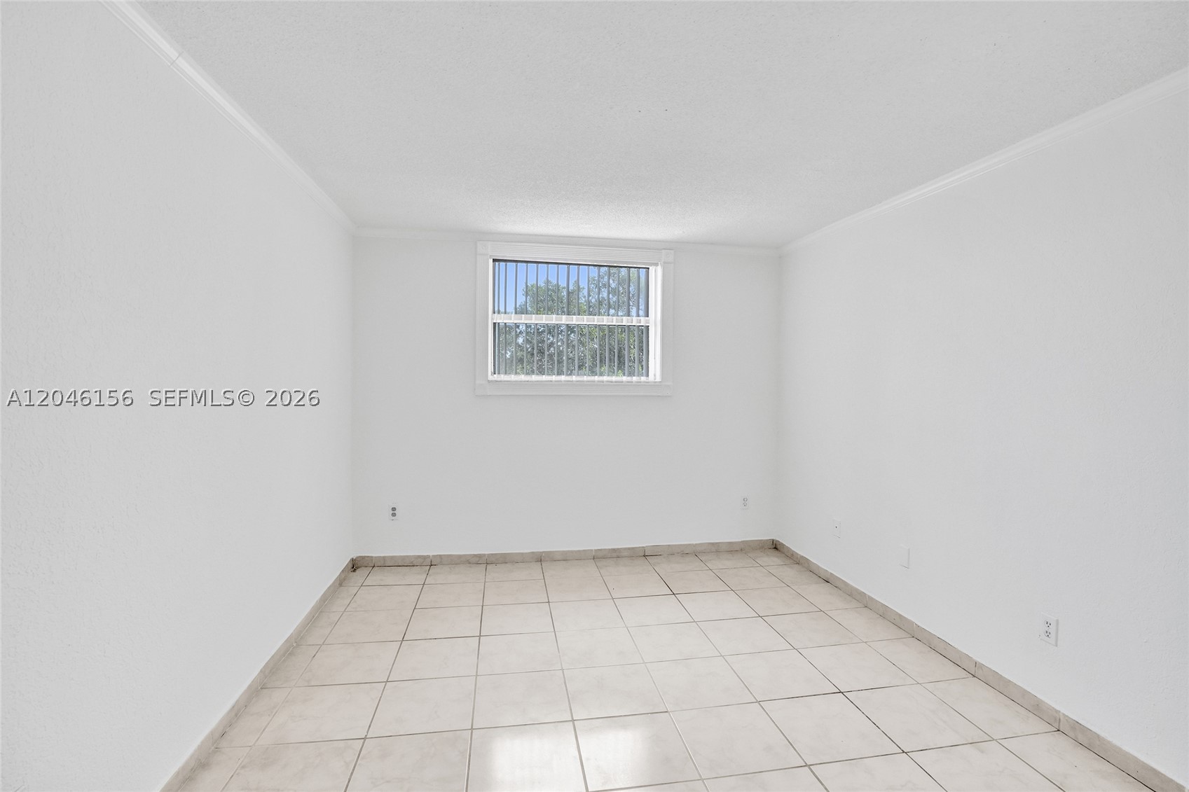 LAS ESTRELLAS CONDO - Residential