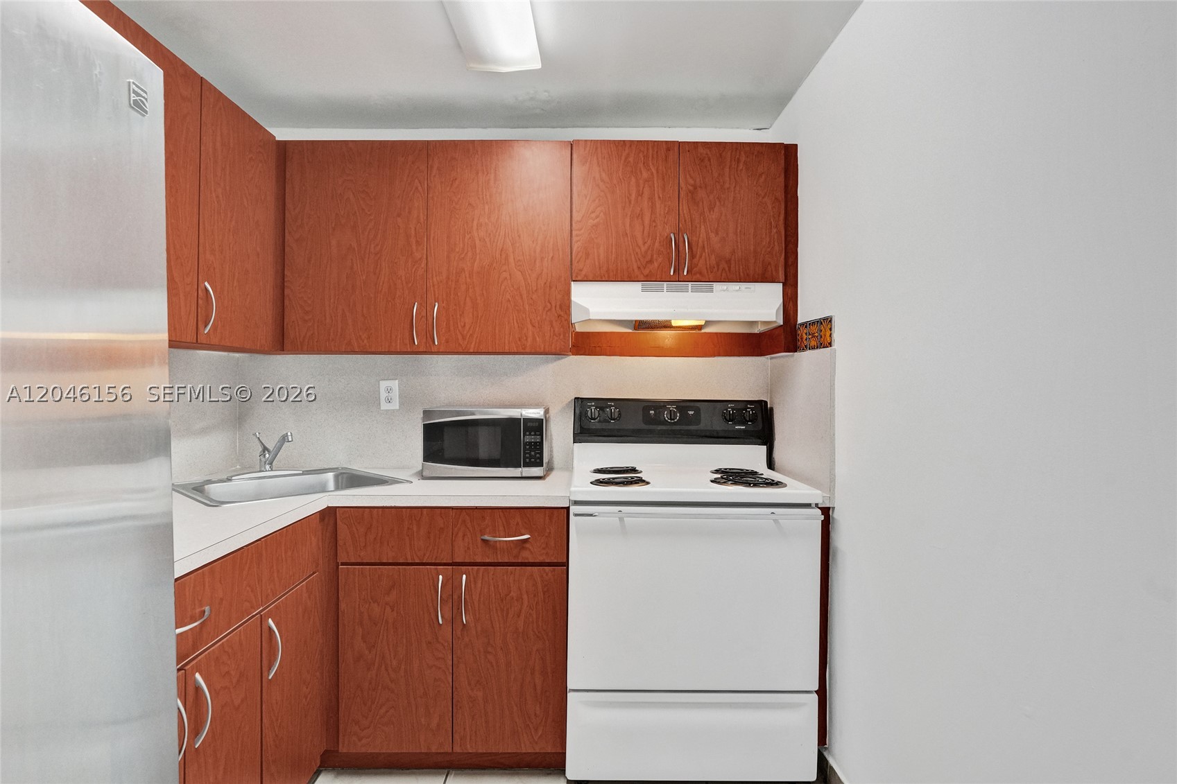 LAS ESTRELLAS CONDO - Residential