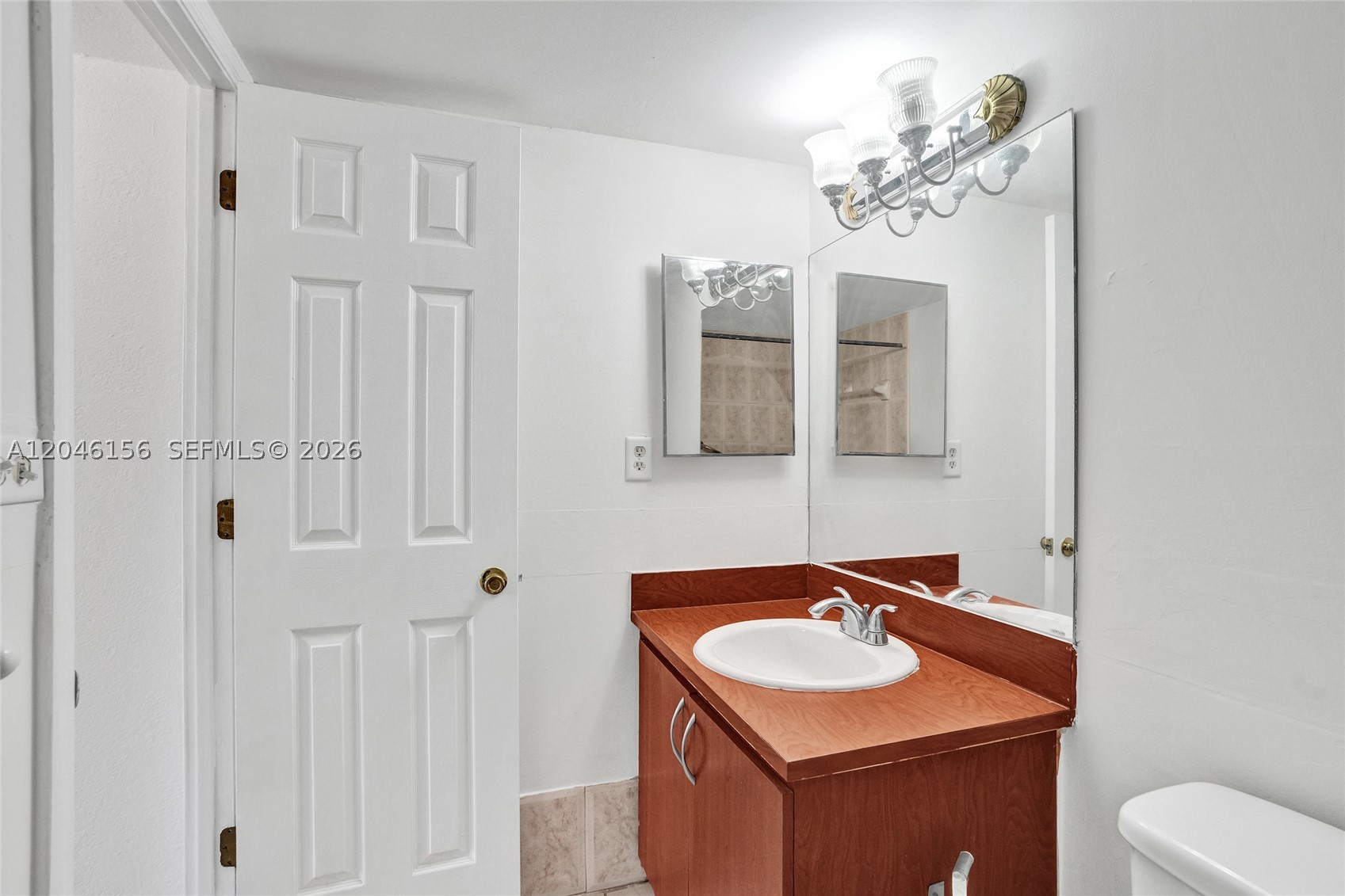 LAS ESTRELLAS CONDO - Residential