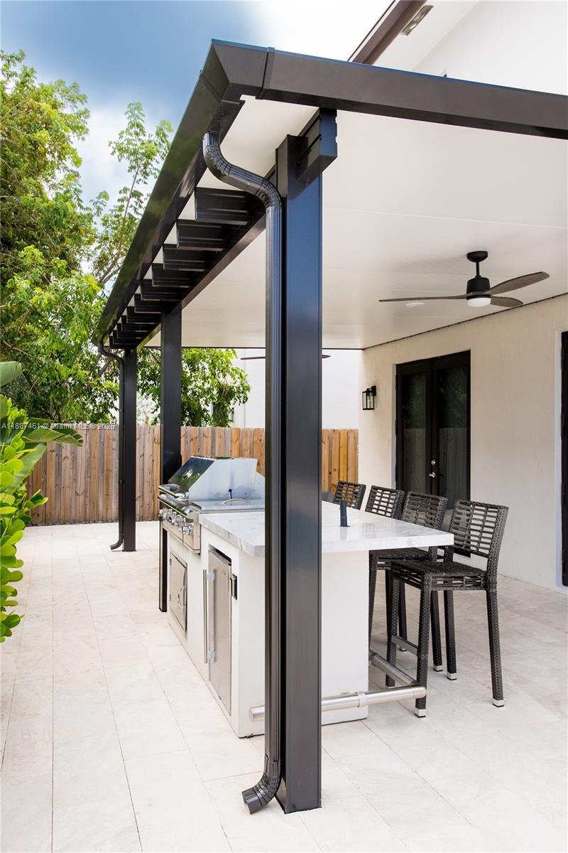 LEGACY GRAND - Residential