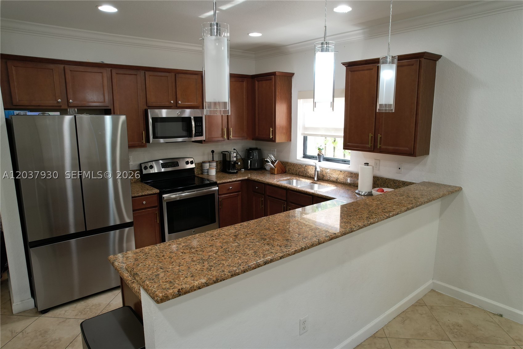 VENETIAN PARC WEST - Residential Lease