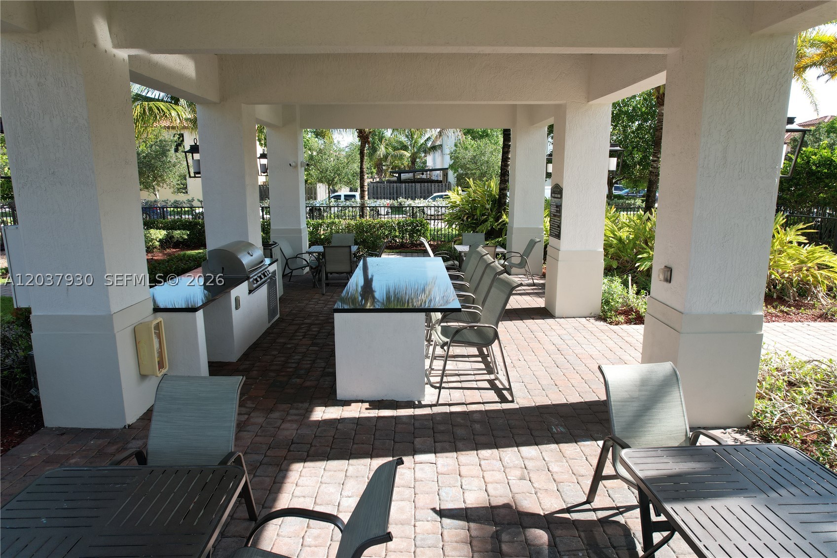 VENETIAN PARC WEST - Residential Lease