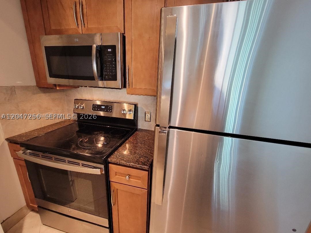 CITE CONDO - Residential Lease