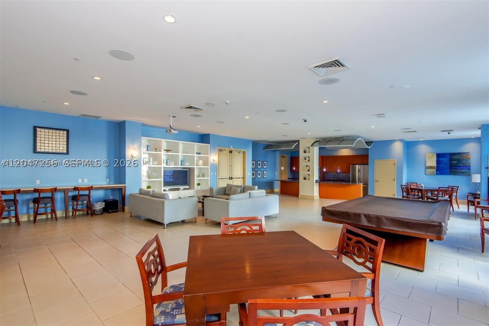 CITE CONDO - Residential Lease