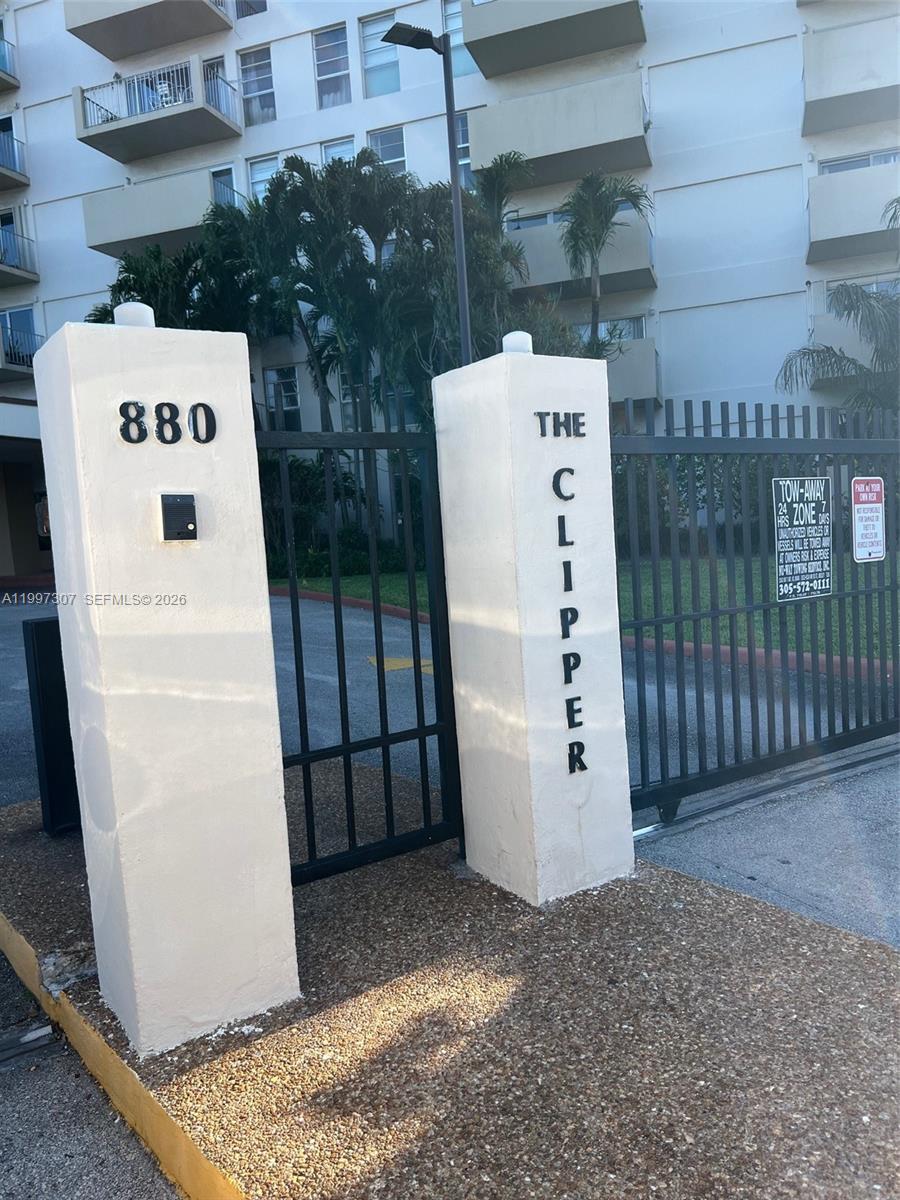CLIPPER CONDO NO 1 - Residential