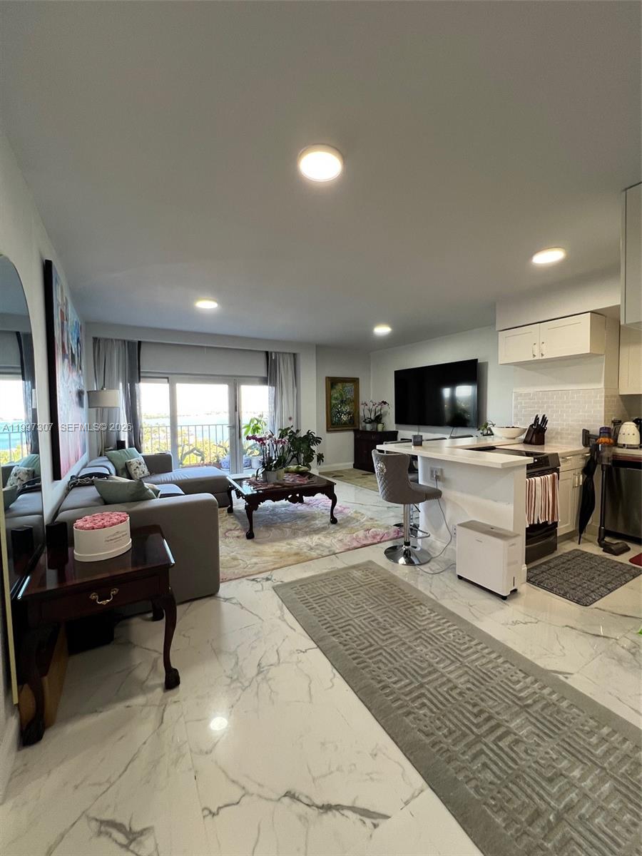 CLIPPER CONDO NO 1 - Residential