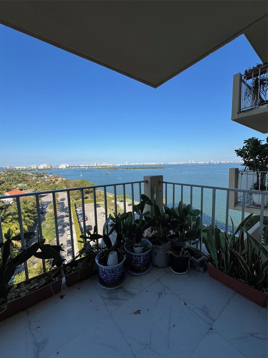 CLIPPER CONDO NO 1 - Residential