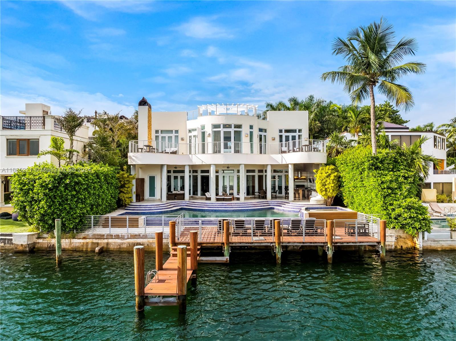 HIBISCUS ISLAND - Residential