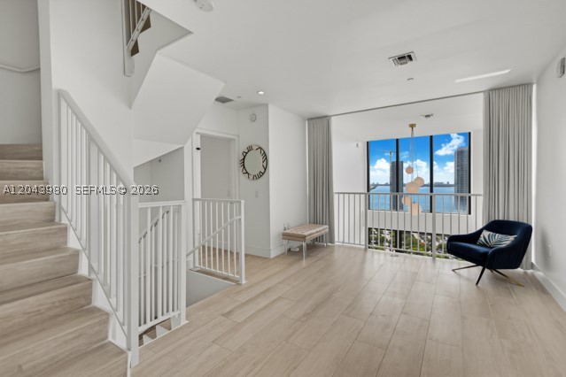 3401 MIDTOWN CONDO - Residential
