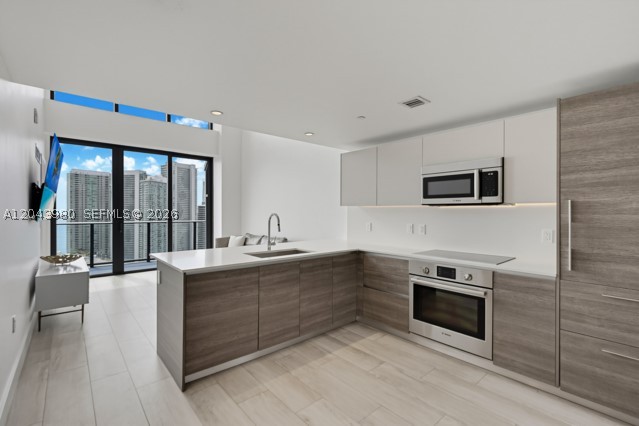 3401 MIDTOWN CONDO - Residential