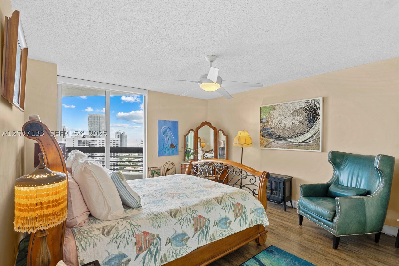 MYSTIC POINTE TOWER 400 C - Residential