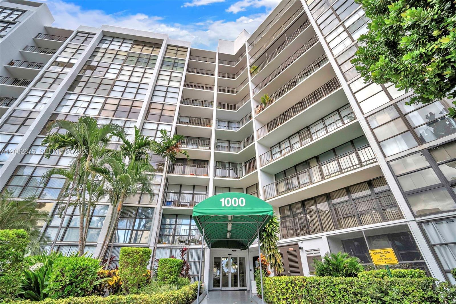 OCEANVIEW PARK CONDO - Residential Lease