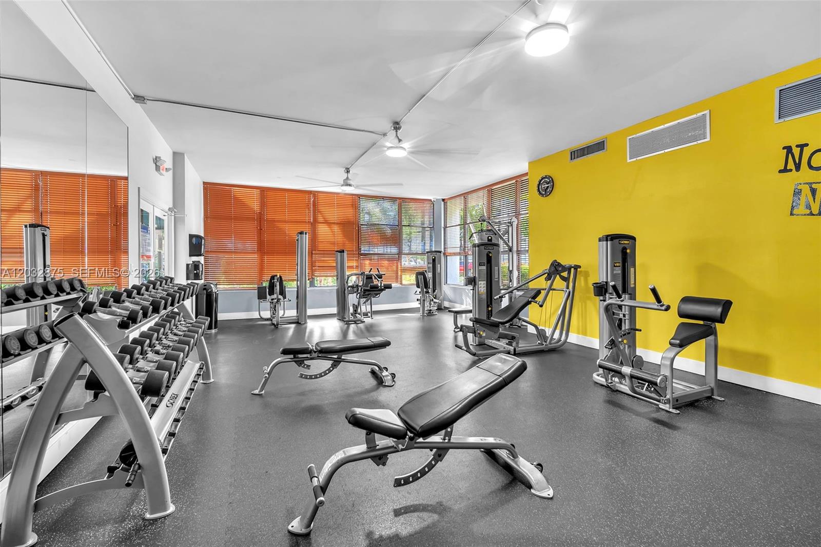 OCEANVIEW PARK CONDO - Residential Lease