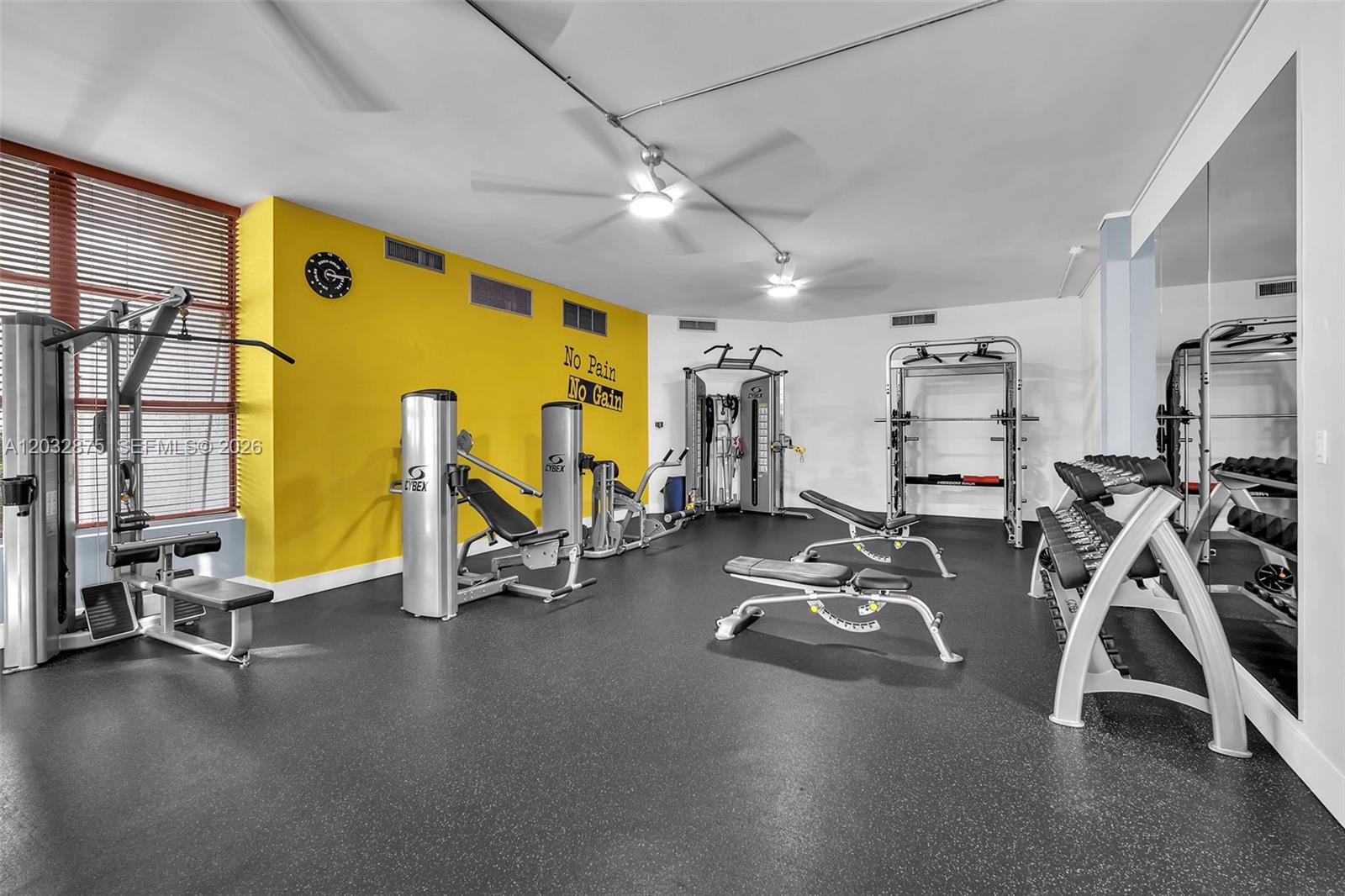 OCEANVIEW PARK CONDO - Residential Lease