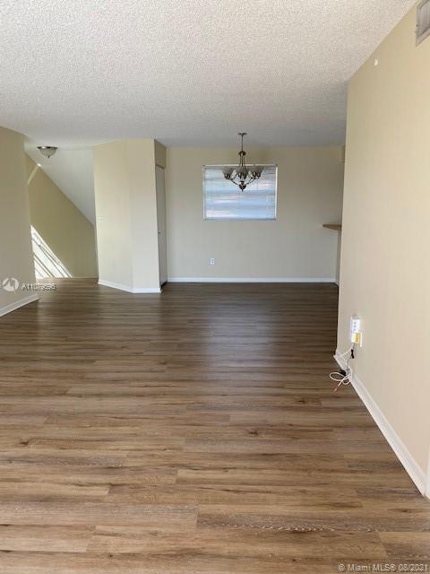 KEYS GATE CONDO NO ONE - Residential