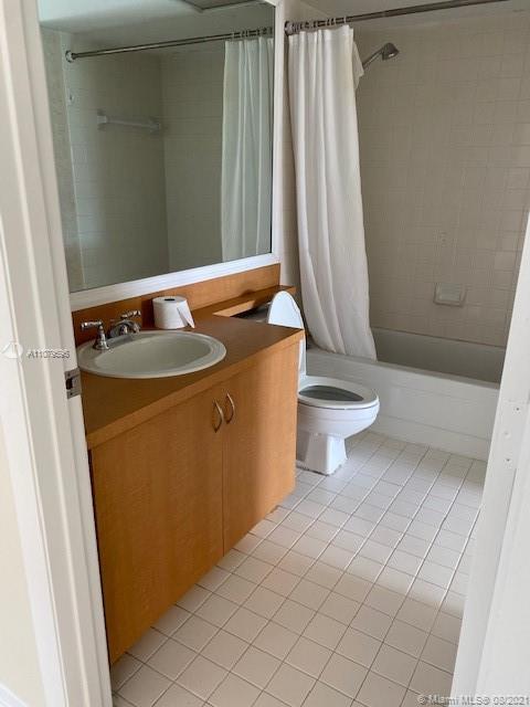 KEYS GATE CONDO NO ONE - Residential