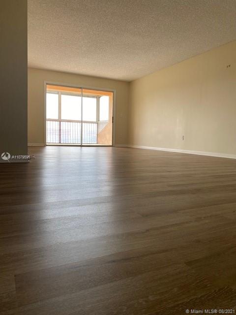 KEYS GATE CONDO NO ONE - Residential