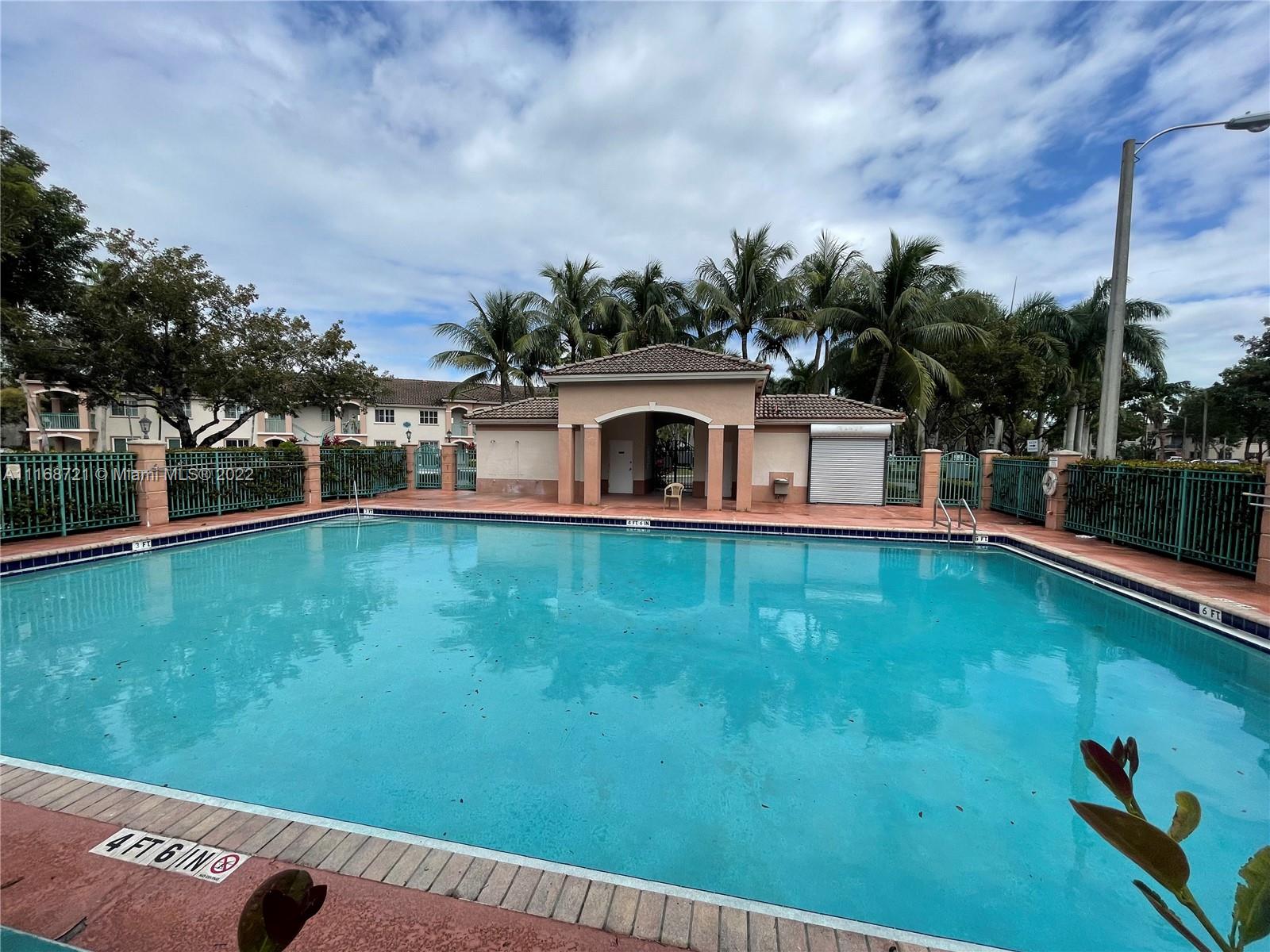 VENETIA GARDENS SOUTH CON - Residential