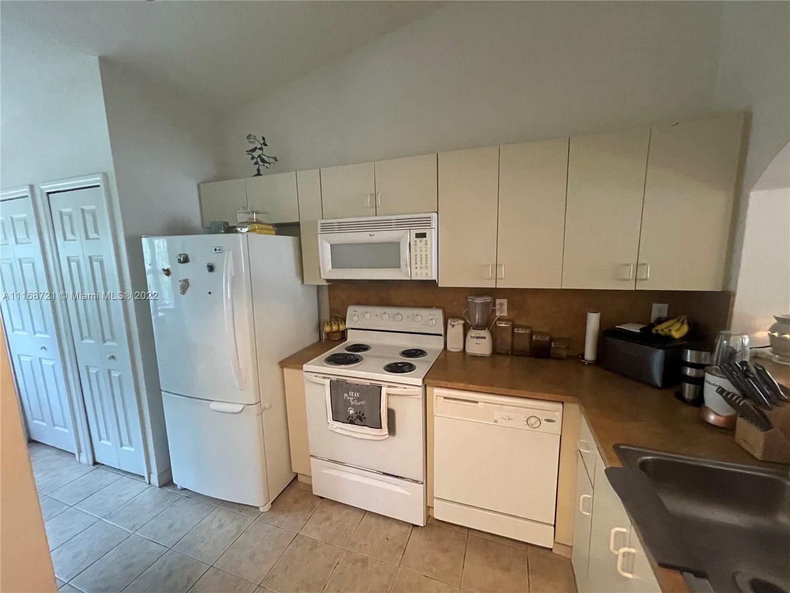 VENETIA GARDENS SOUTH CON - Residential