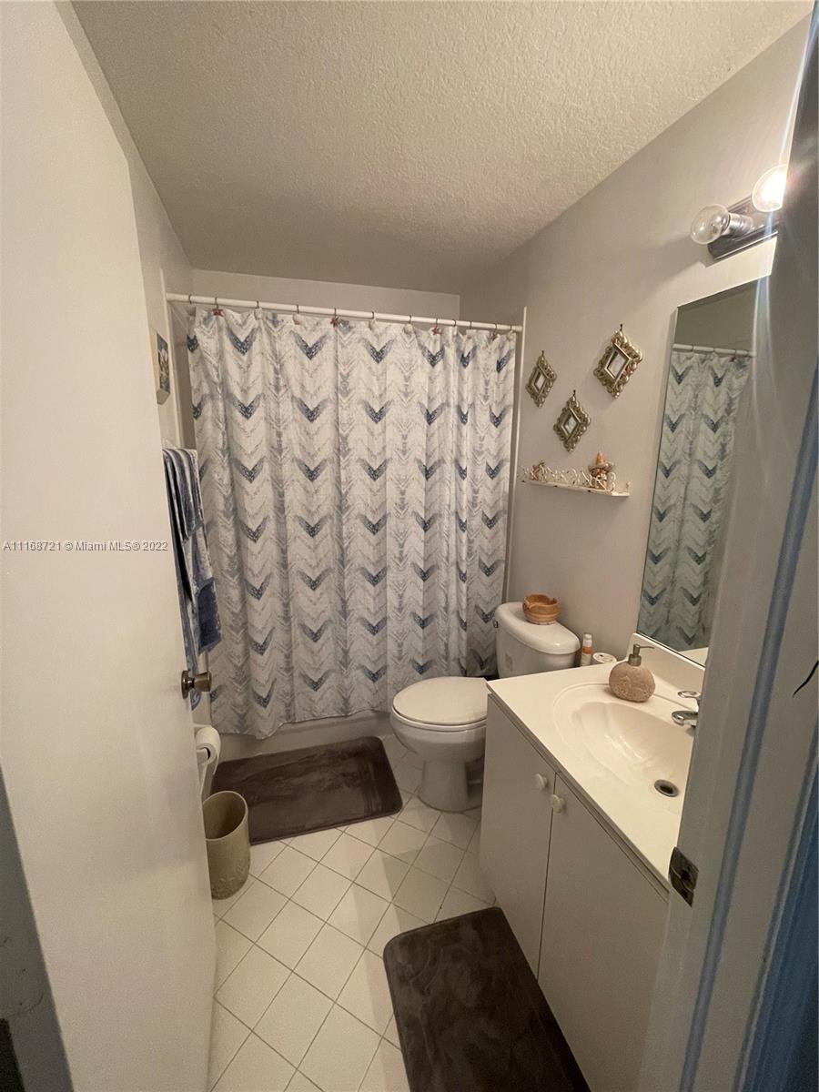 VENETIA GARDENS SOUTH CON - Residential