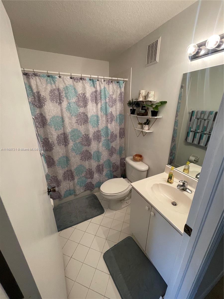 VENETIA GARDENS SOUTH CON - Residential