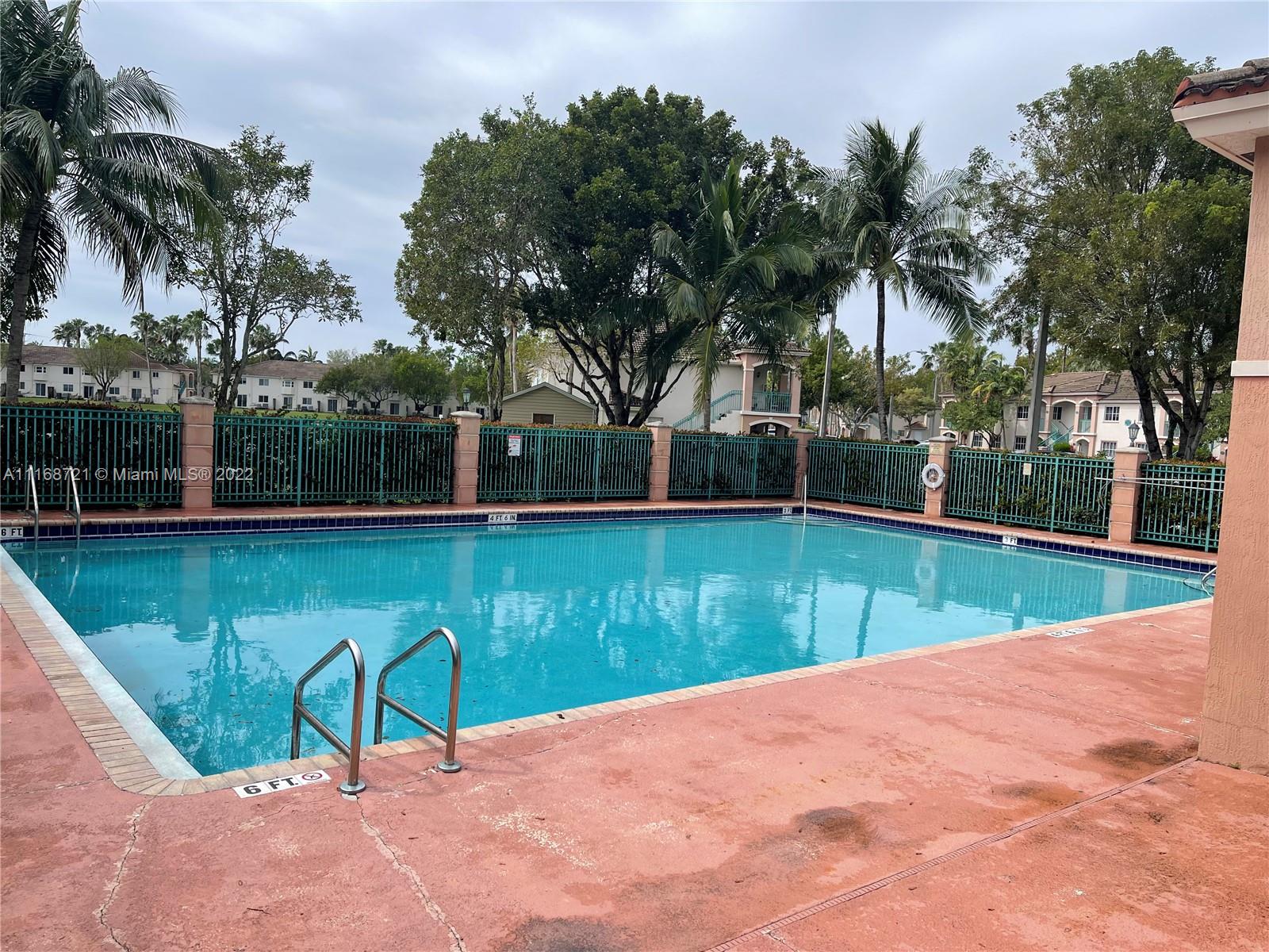 VENETIA GARDENS SOUTH CON - Residential