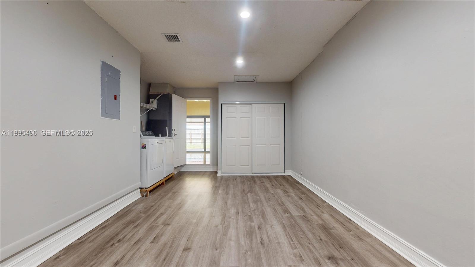 1ST ADDN TO WOODFIELD - Residential