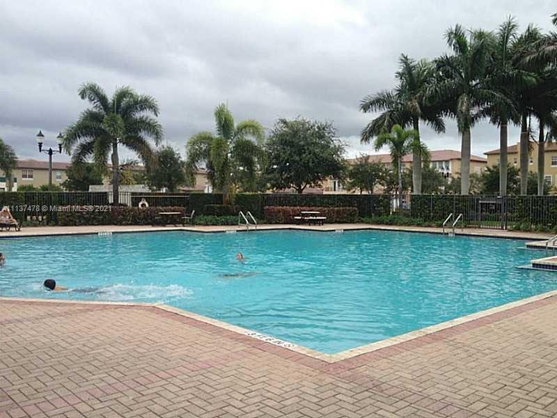 MEADOW PINES - Residential