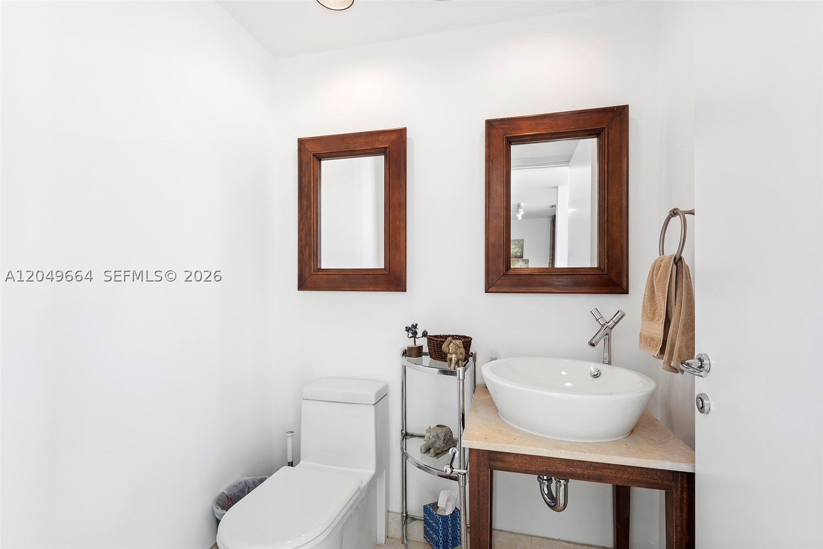 ICON CONDO - Residential Lease