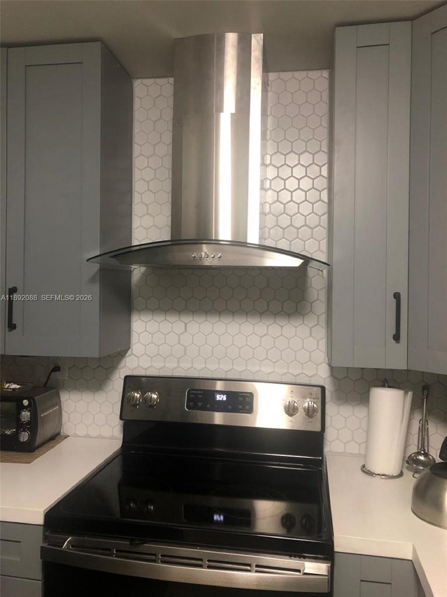 PLAZA OF WESTLAND CONDO - Residential
