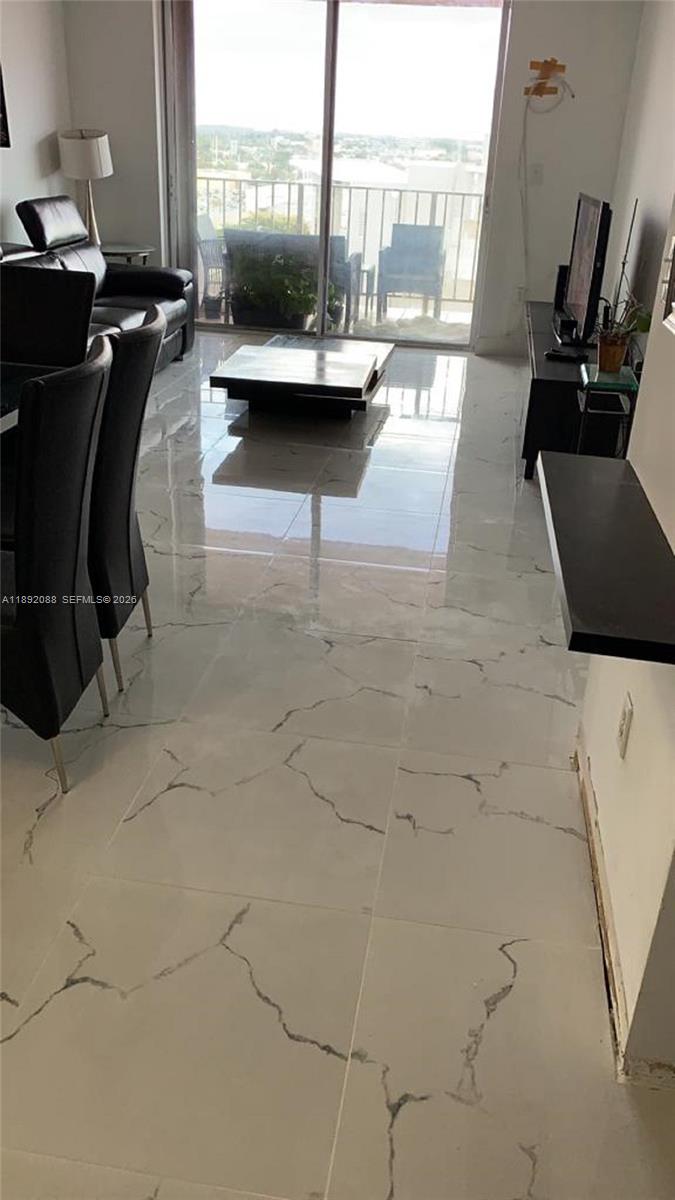 PLAZA OF WESTLAND CONDO - Residential