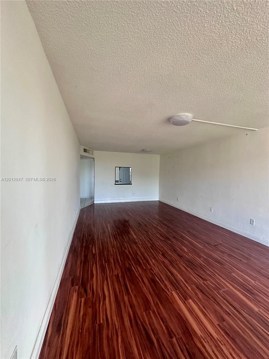 ROLLING GREEN CONDO C - Residential