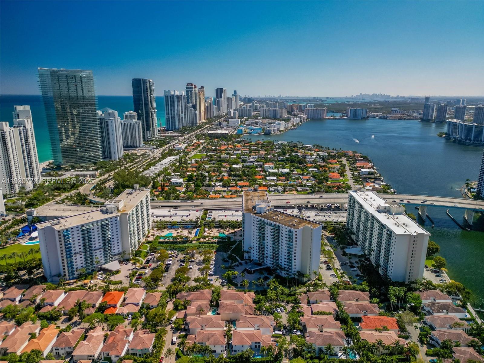 OCEANVIEW BUILDING B COND - Residential