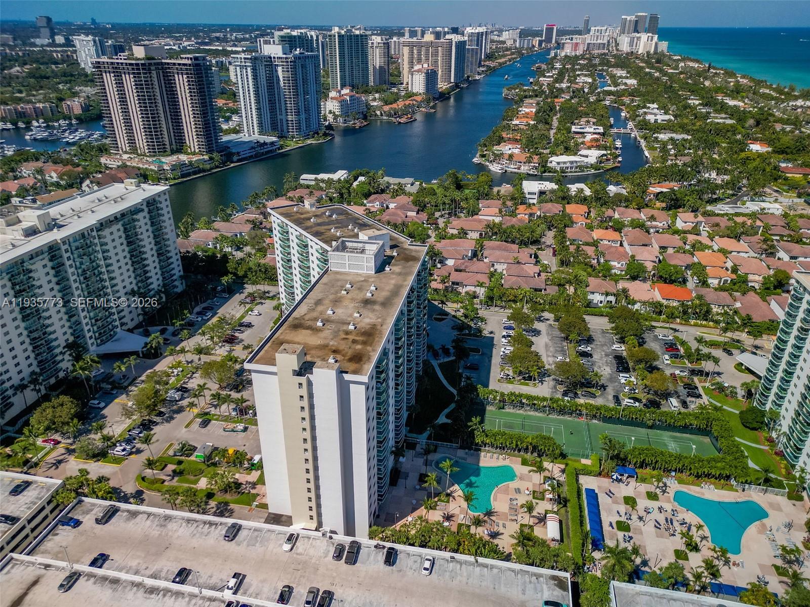 OCEANVIEW BUILDING B COND - Residential