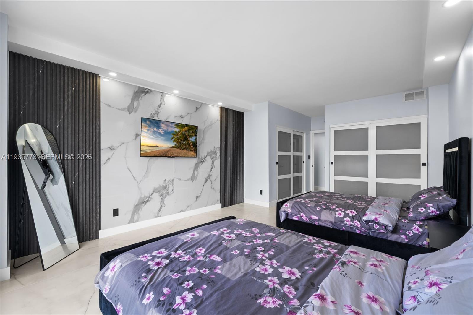OCEANVIEW BUILDING B COND - Residential
