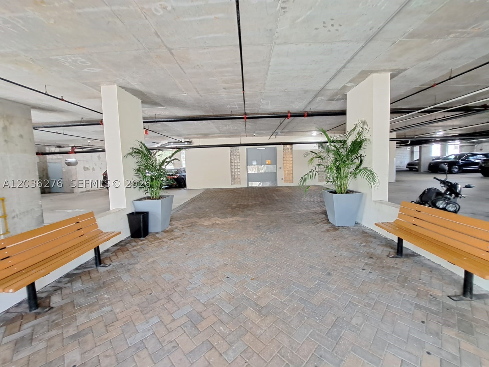 BRICKELL RIVERVIEW - Residential Lease