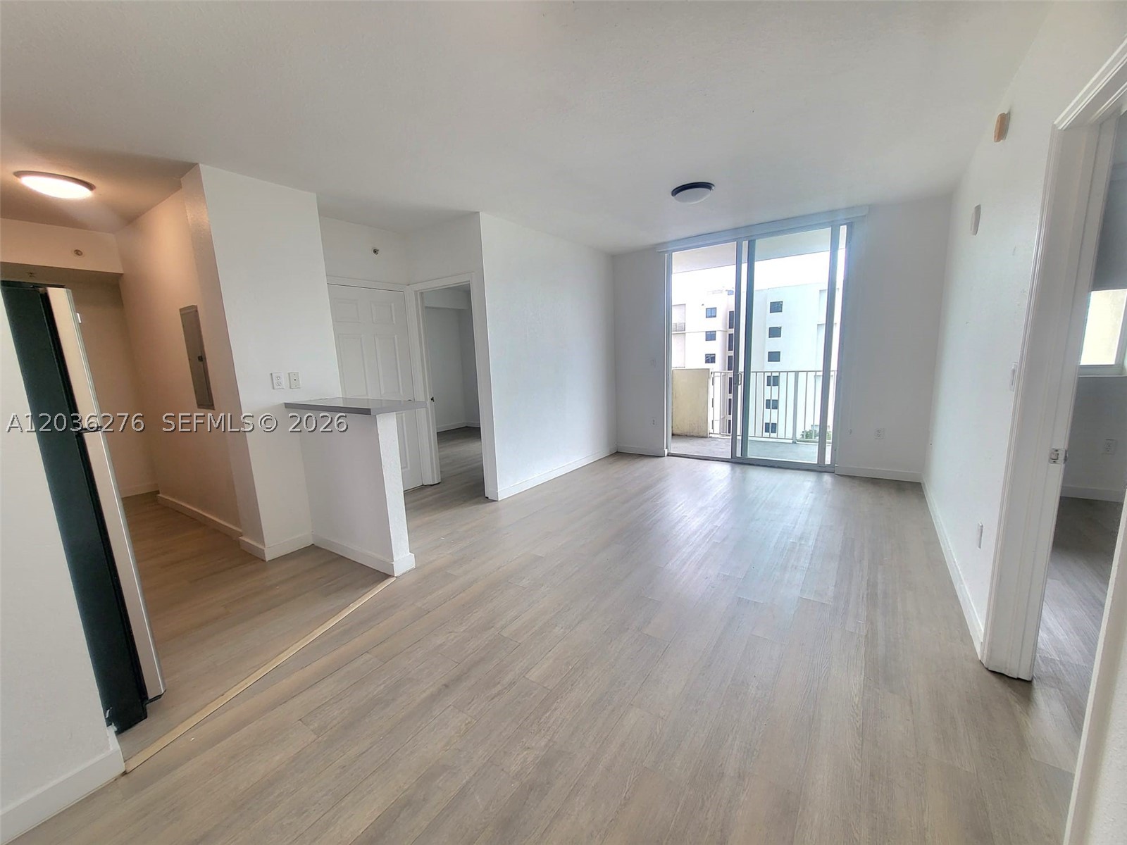 This 2-bedroom, 2-bathroom unit with a balcony includes a one-car garage, an in-ground pool, and laminate flooring throughout. Washer and dryer inside the apt, water is included in the rent.  1 garage space inside the building is included at no extra cost.  The building is conveniently located near Brickell and Downtown Miami, offering easy access to the city's best shopping, dining, and entertainment.