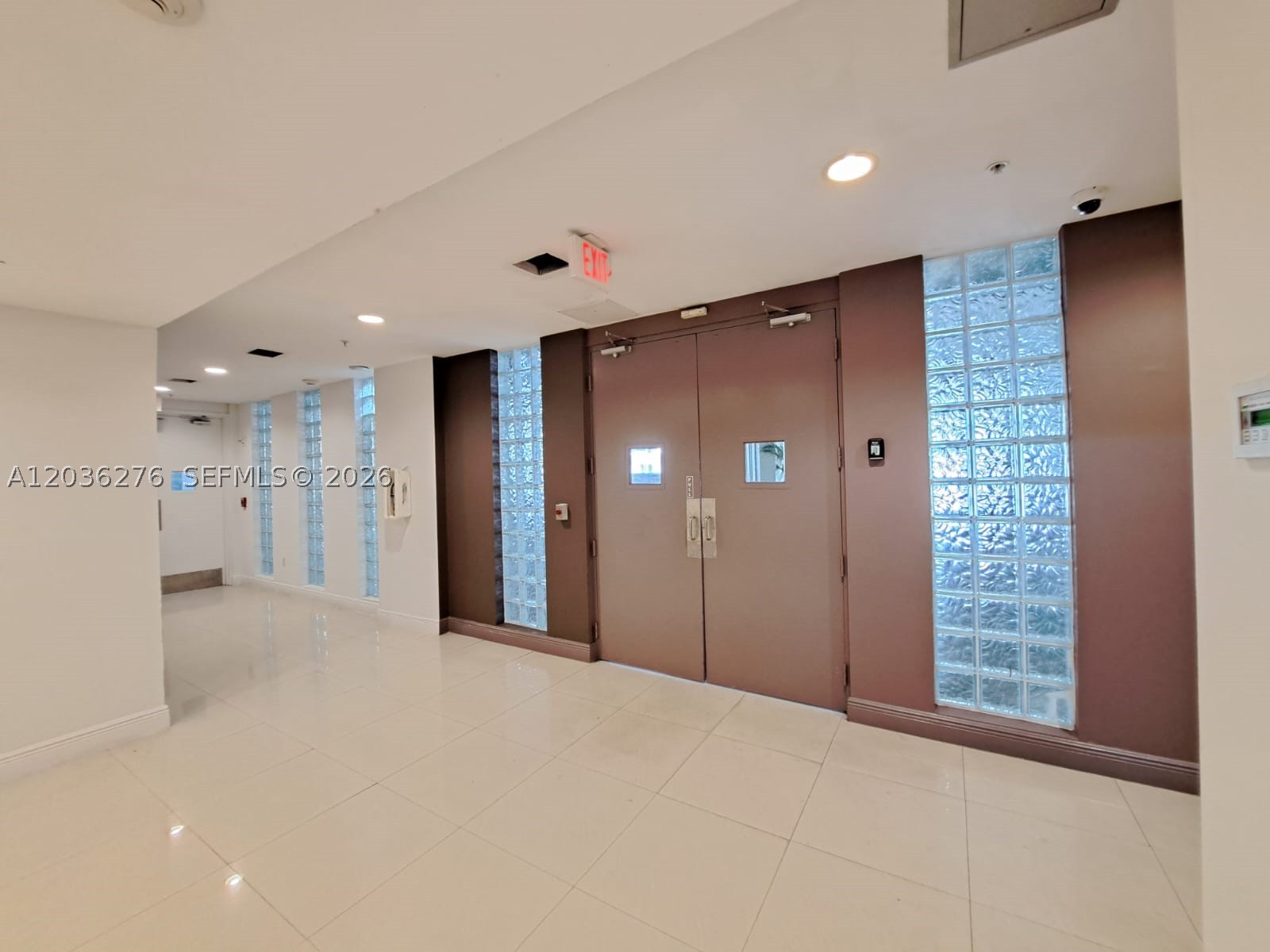 BRICKELL RIVERVIEW - Residential Lease
