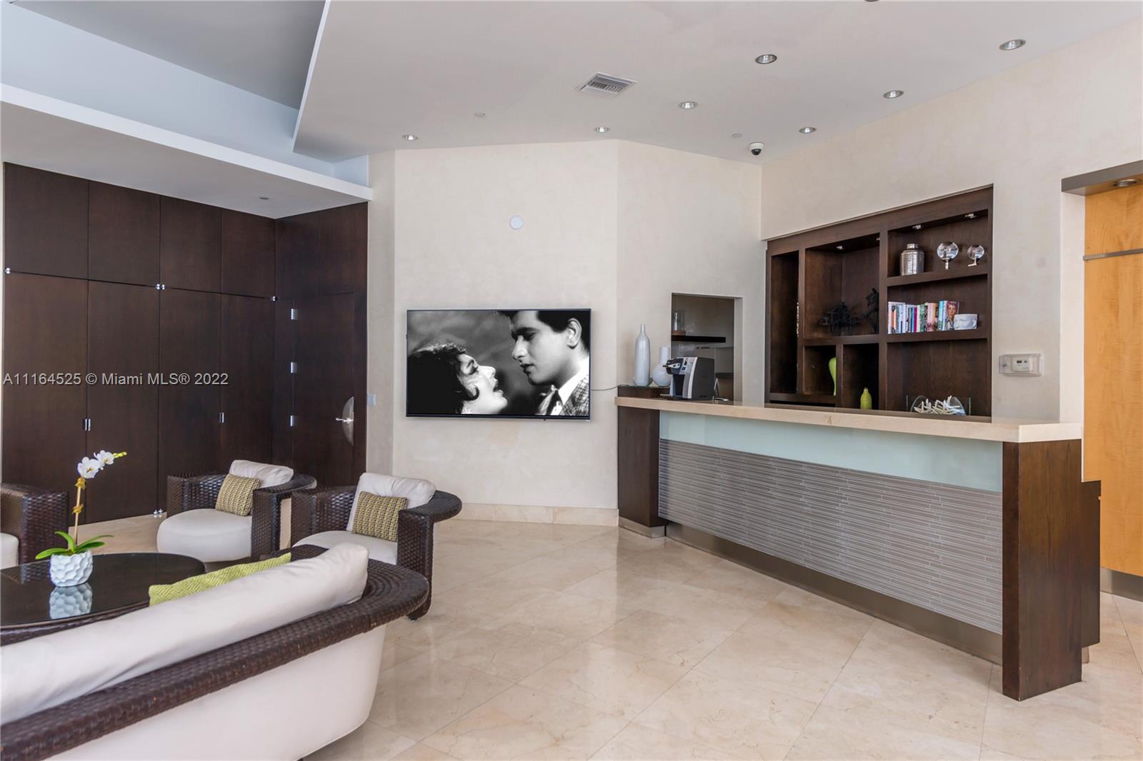 Bristol Tower Condo - Residential