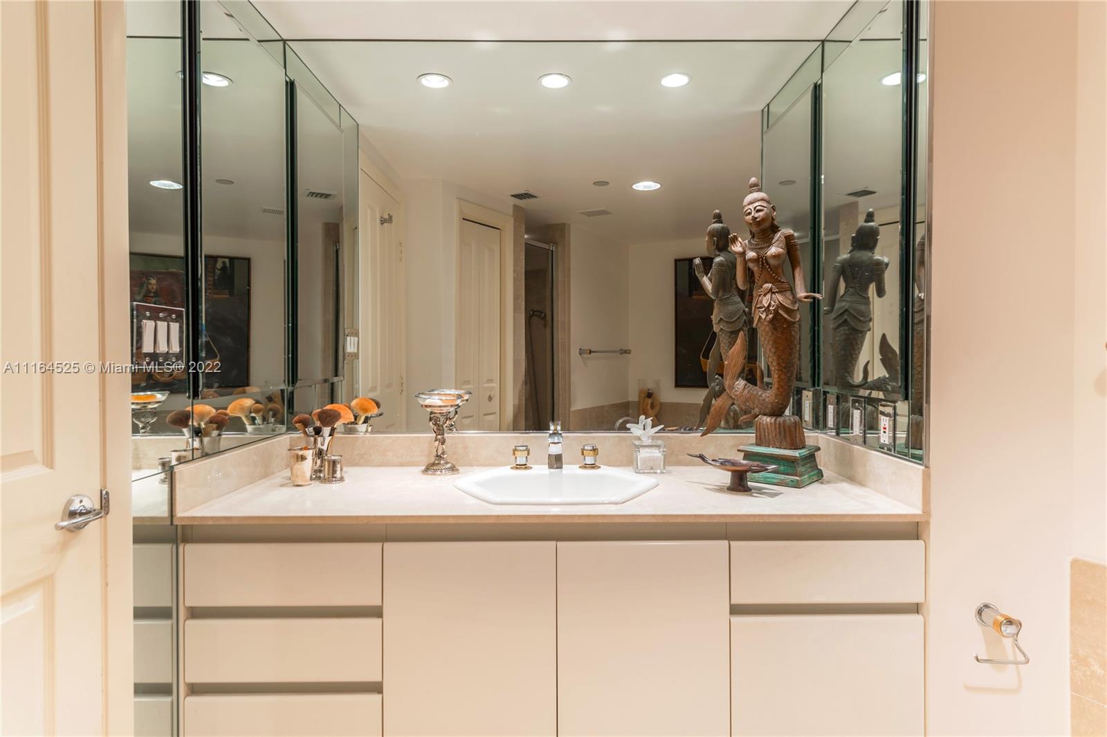 Bristol Tower Condo - Residential
