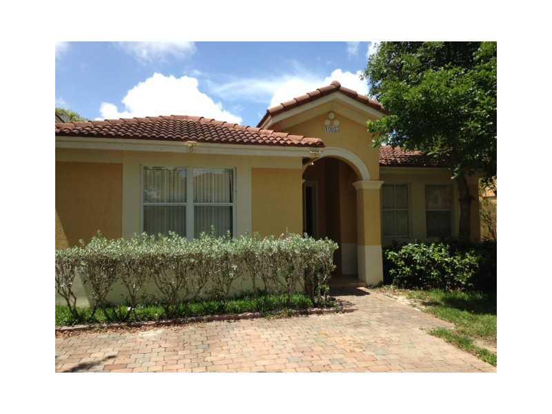 Beautiful 1 Story Family Home located in a great neighborhood. Lake view. The property has tiled all throughout. A must See!!!