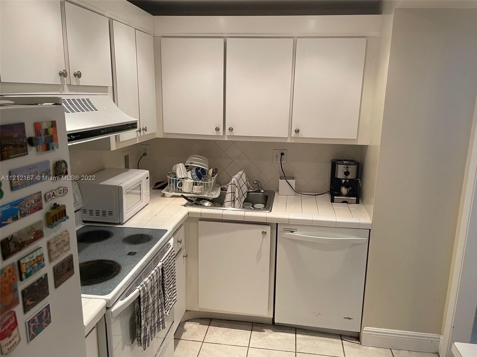 GABLES PLAZA CONDO - Residential Lease